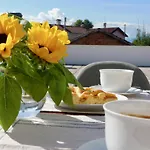 فندق مبيت وإفطار Tati 3*