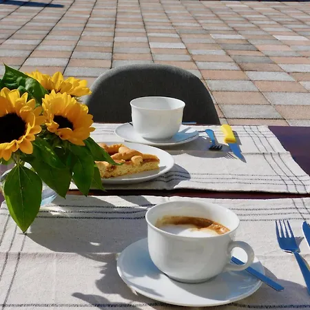 Couette-café Tati 3*