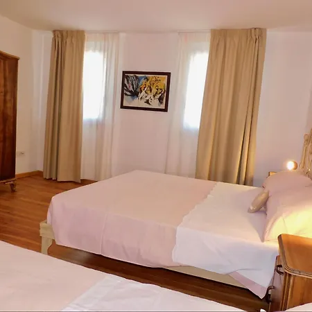 Bed & Breakfast Tati 3*